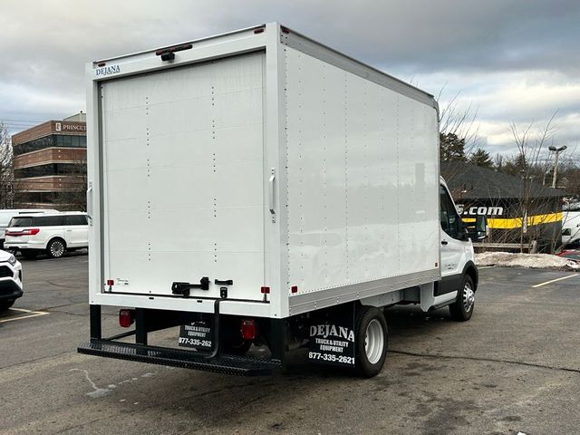 2023 Ford Transit Base