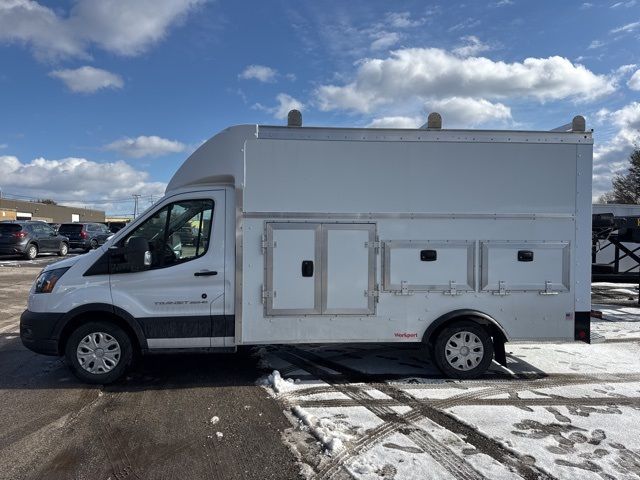 2023 Ford Transit Base