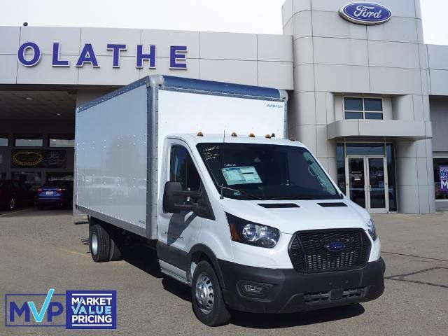 2023 Ford Transit Base