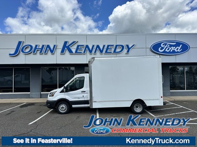 2023 Ford Transit Base