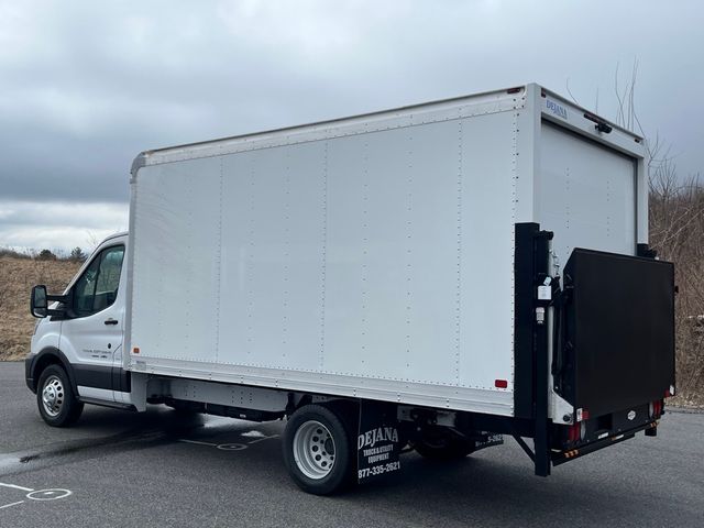 2023 Ford Transit Base