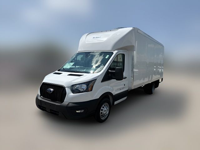 2023 Ford Transit Base