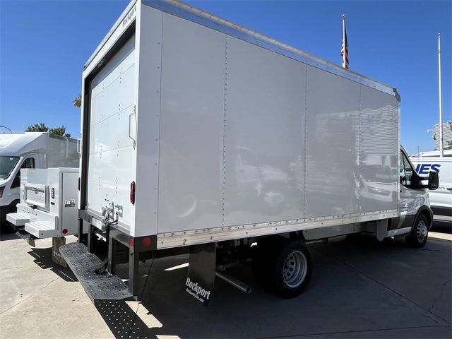 2023 Ford Transit Base