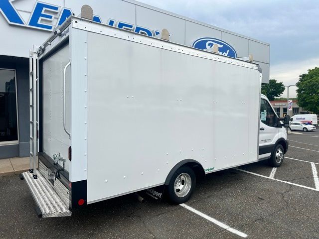 2023 Ford Transit Base