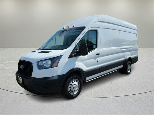 2023 Ford Transit Base