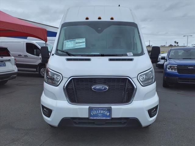 2023 Ford Transit Base