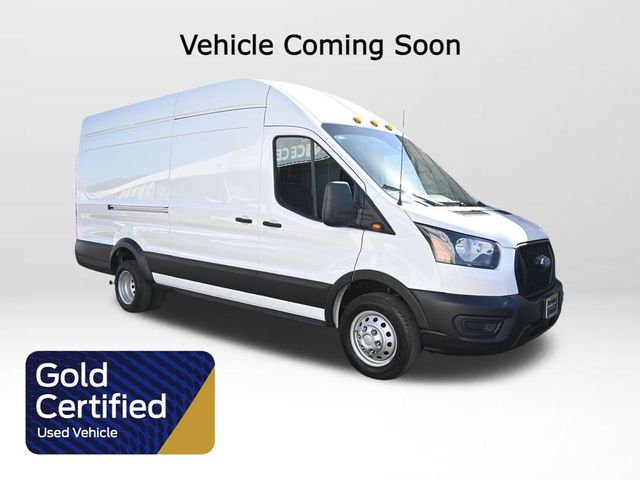 2023 Ford Transit Base