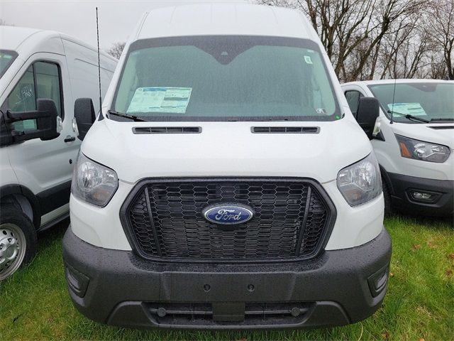 2023 Ford Transit Base