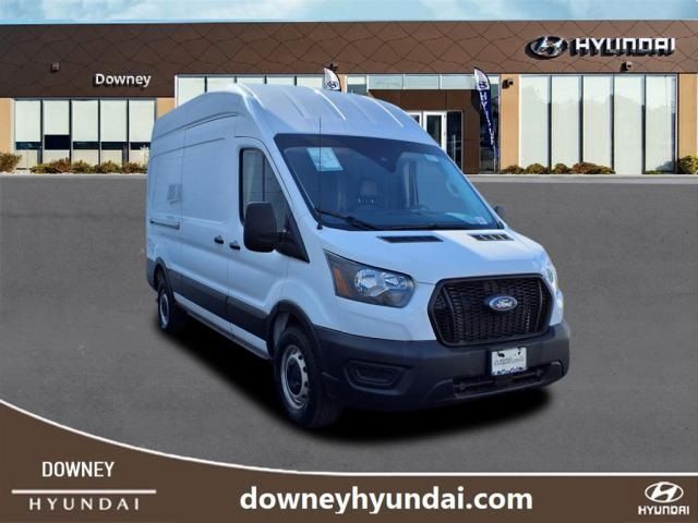 2023 Ford Transit Base