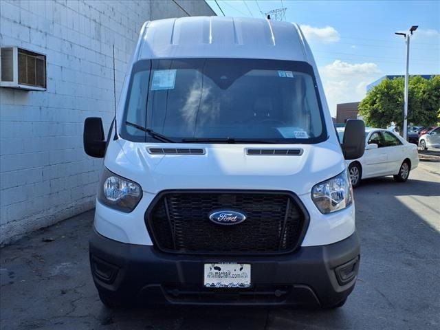 2023 Ford Transit Base