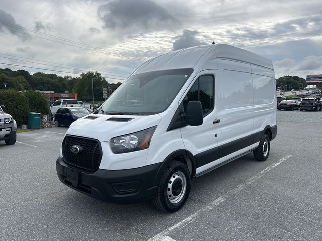 2023 Ford Transit Base