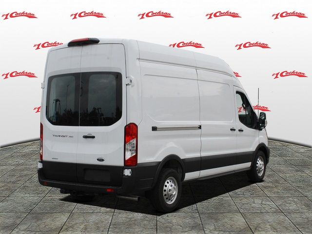 2023 Ford Transit Base