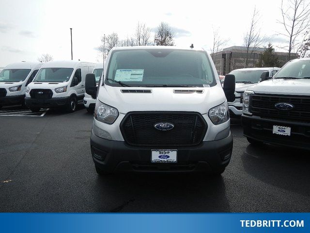 2023 Ford Transit Base