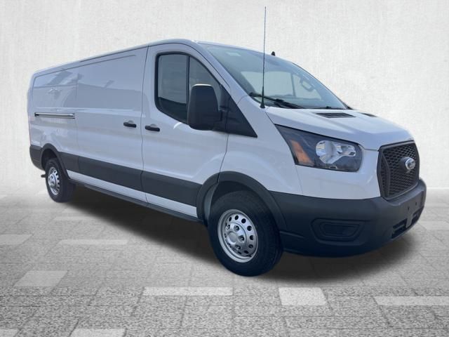 2023 Ford Transit Base
