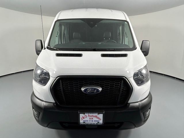 2023 Ford Transit Base