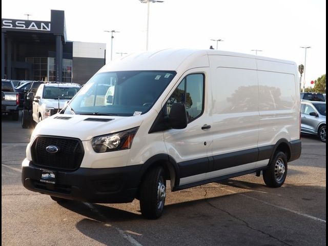 2023 Ford Transit Base