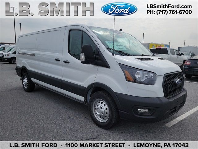 2023 Ford Transit Base