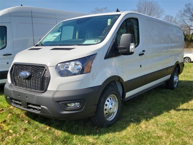 2023 Ford Transit Base