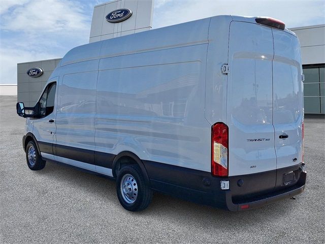 2023 Ford Transit Base