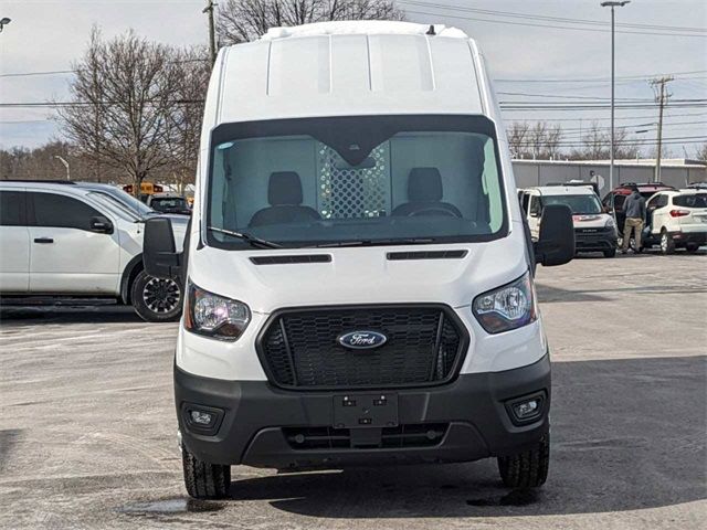 2023 Ford Transit Base