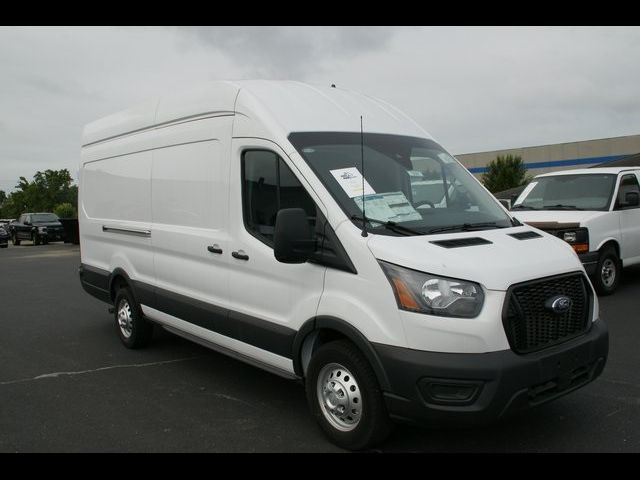 2023 Ford Transit Base