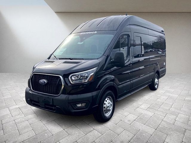 2023 Ford Transit Base