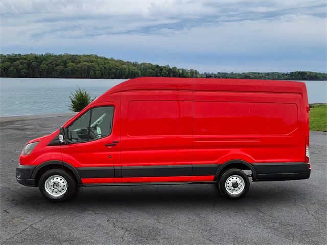 2023 Ford Transit Base