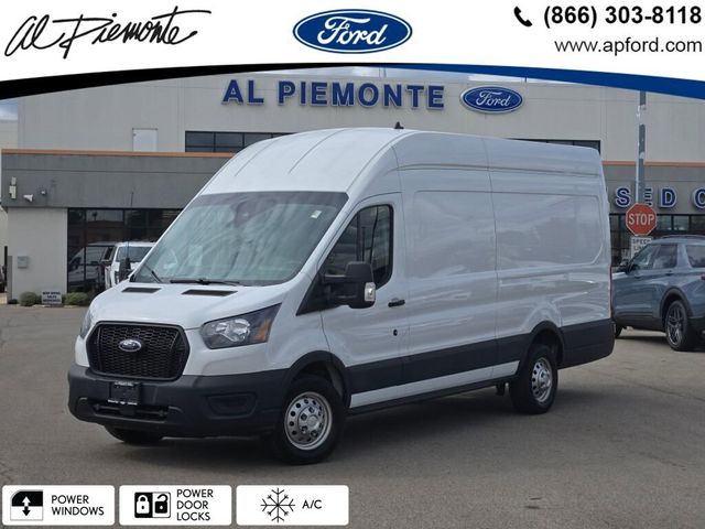 2023 Ford Transit Base