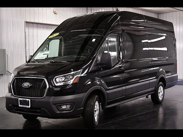 2023 Ford Transit Base