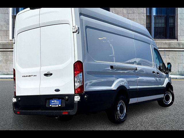 2023 Ford Transit Base