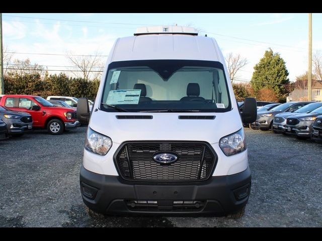 2023 Ford Transit Base