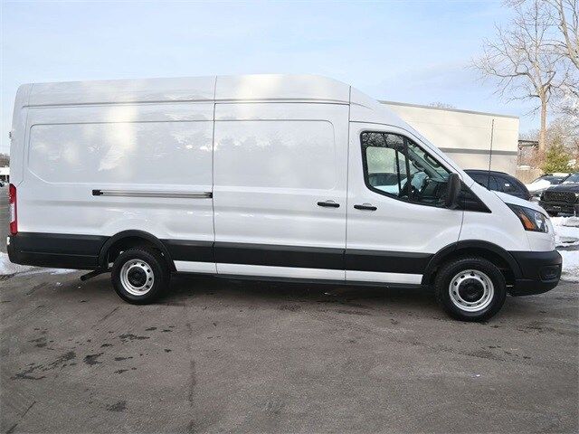 2023 Ford Transit Base