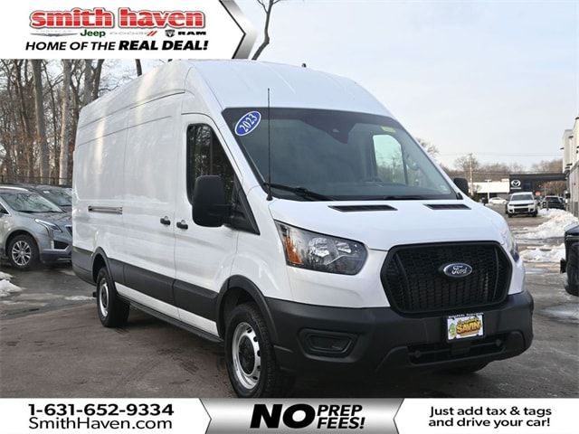 2023 Ford Transit Base