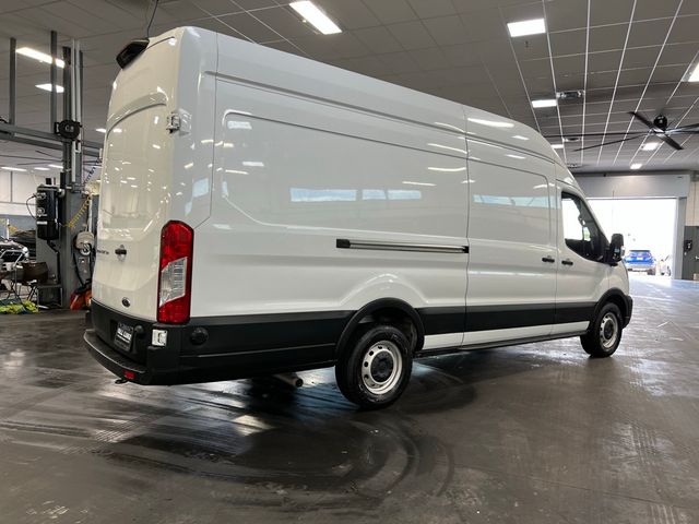 2023 Ford Transit Base