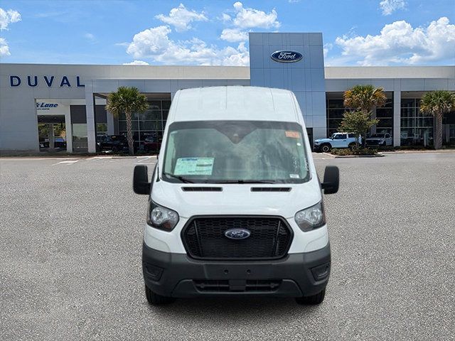 2023 Ford Transit Base