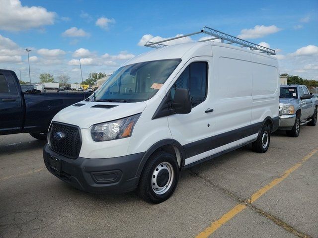 2023 Ford Transit Base