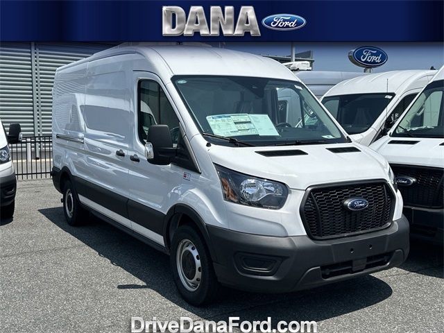 2023 Ford Transit Base