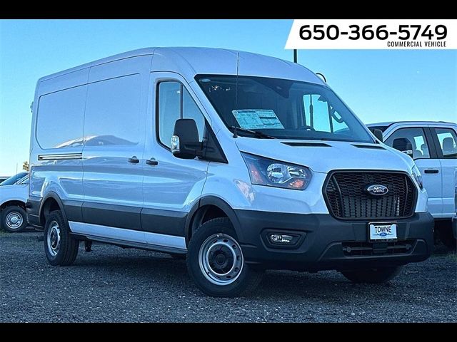 2023 Ford Transit Base