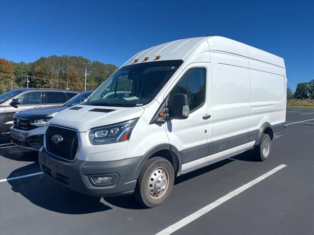 2023 Ford Transit Base