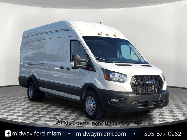 2023 Ford Transit Base