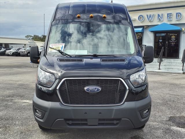 2023 Ford Transit Base