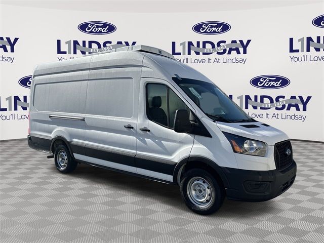 2023 Ford Transit Base