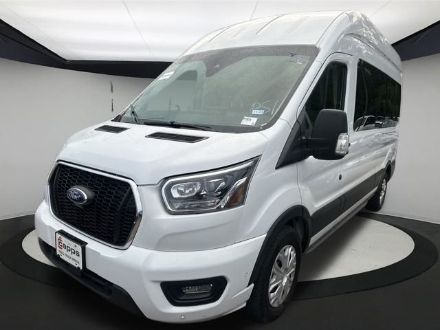 2023 Ford Transit XLT