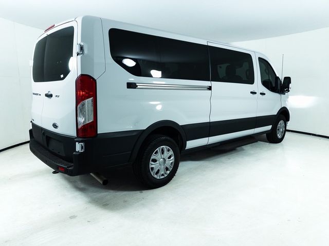 2023 Ford Transit XLT