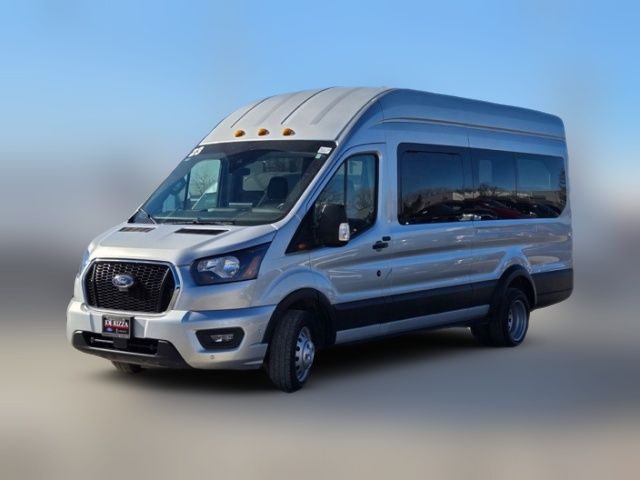 2023 Ford Transit XLT