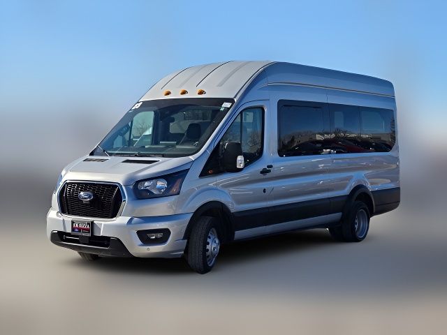 2023 Ford Transit XLT