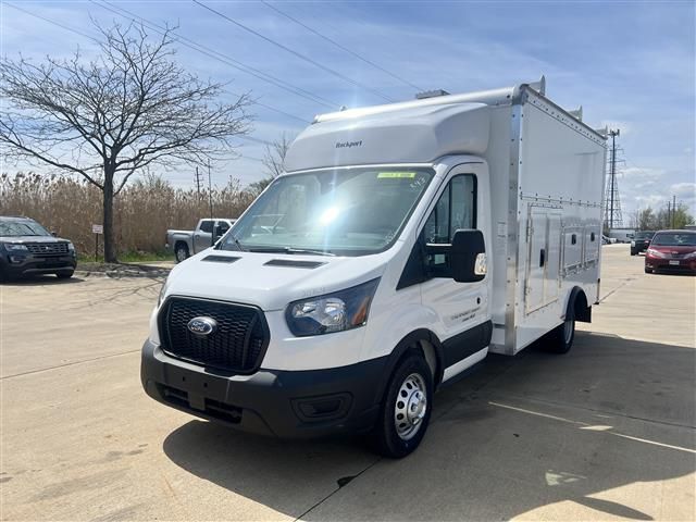 2023 Ford Transit Base