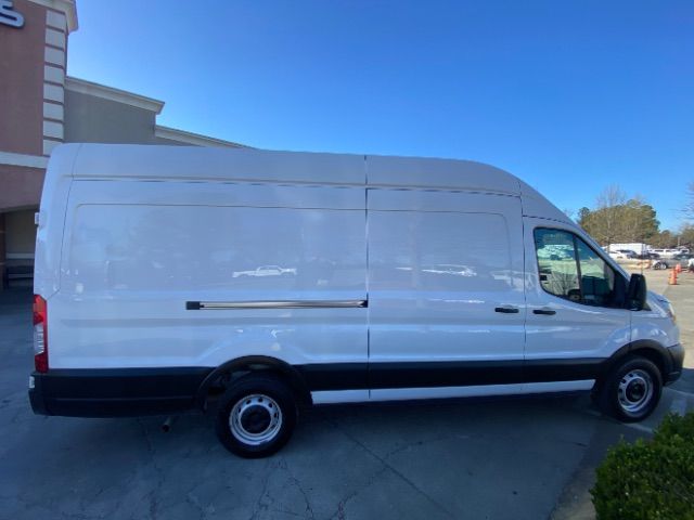 2023 Ford Transit Base