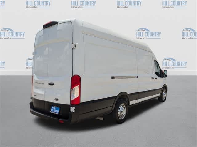 2023 Ford Transit Base