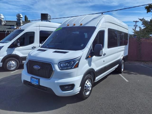 2023 Ford Transit XLT